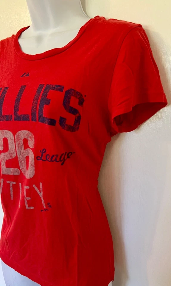 CAMISETA TOP PHILLIES CHASE UTLEY MUJER ROJA MEDIANA CON GRÁFICOS DE ALGODÓN TALLA M ¡USADA EN EXCELENTE ESTADO! Foto 3 de 4