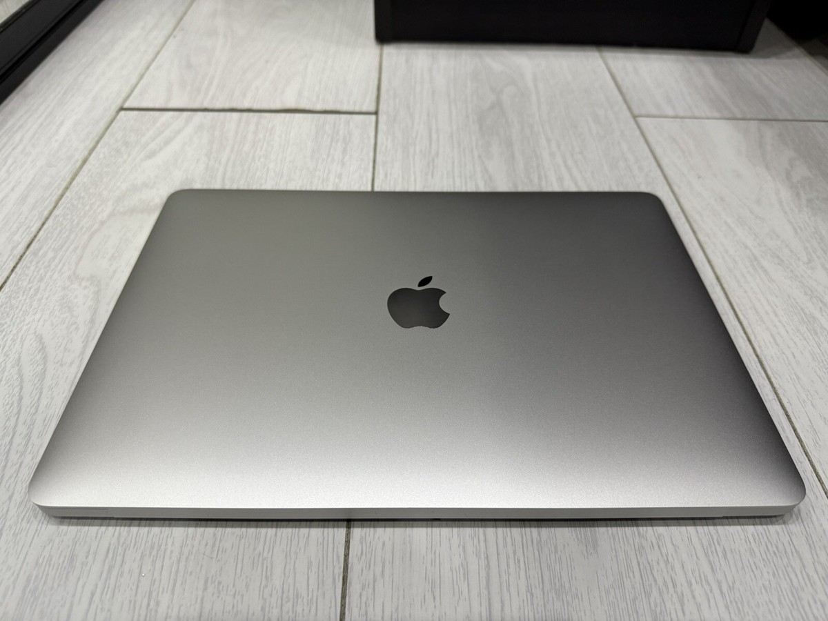 Apple MacBook Air 2020 シルバー 16gb Apple MacBook Air Retina 13.3
