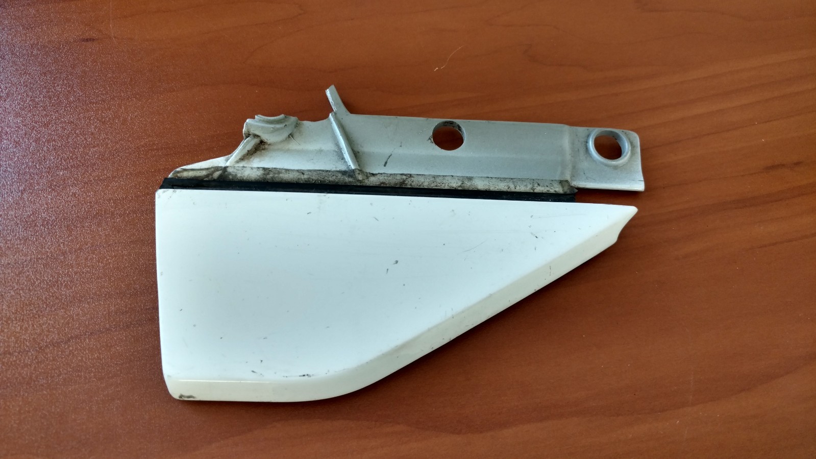 LAMBORGHINI GALLARDO SPYDER DRIVER DOOR TRIANGLE TRIM OEM 407837901