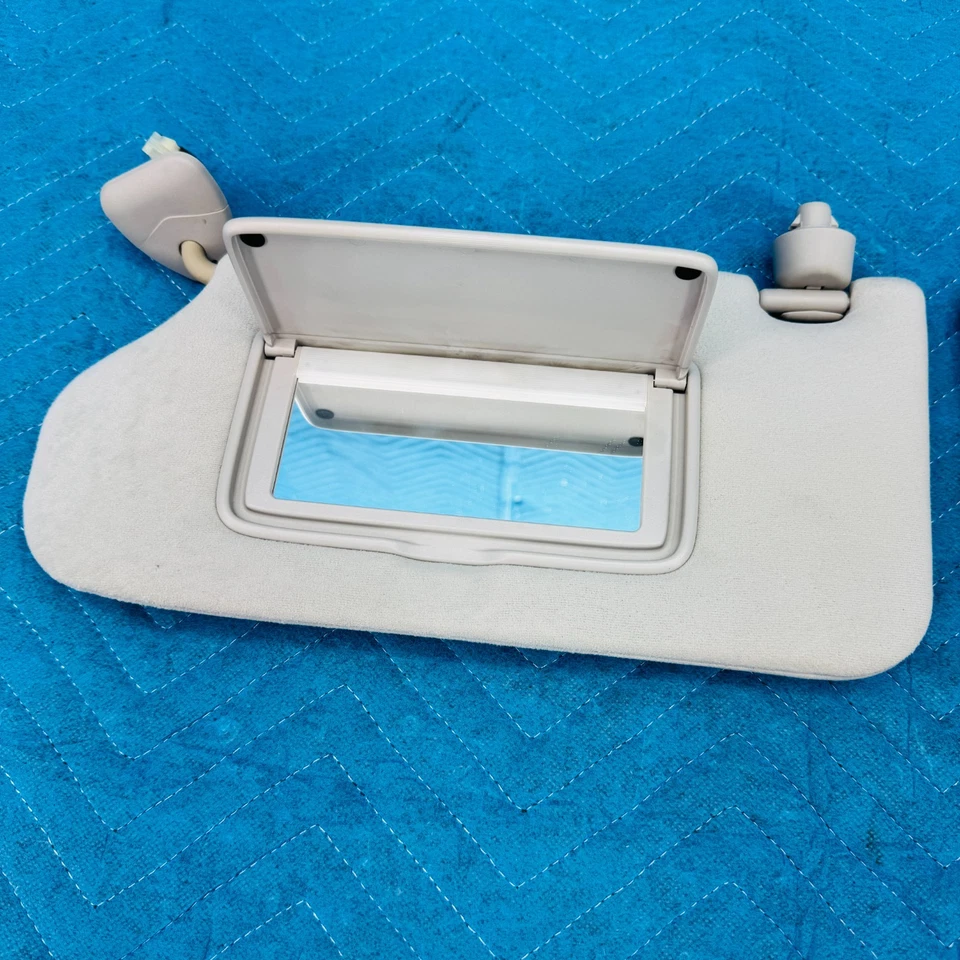 Juego de parasoles izquierdo y derecho Infiniti M56 M37 Q70 2011-2019 OEM 127 K Foto 3 de 4