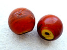 ANTIQUE  RARE 2 PCS  ROUND C0RNALINE D'ALEPPO STONE  TRADE BEADS YELLOW HEART — photo 8