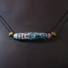 beeindruckendes, großes DZI-Perlen Amulett  aus Nepal