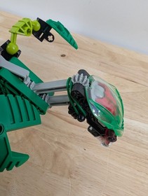 LEGO Bionicle #8564 Lehvak W/ Canister , Instructions & Figure - 1 Missing Piece