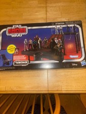 Hasbro Star Wars Carbon Freezing Chamber Vintage Collection Playset - E9596