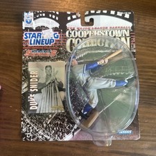 1997 STARTING LINEUP MLB DUKE SNIDER BROOKLYN DODGERS COOPERSTOWN COLLECTION NEW