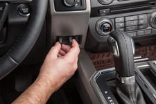 Ford Expedition 2018-2021 F-150 2015-2020 In Dash Trailer Tow Brake Control Kit