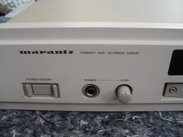 MARANTZ CDR 630 PROFESSIONAL Compact Disc Recorder/CD Player - Bild 2 von 4