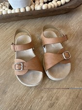 Cat Jack Girls Brown Buckle Adjustable Strap Flat Sandals Toddler Size 7