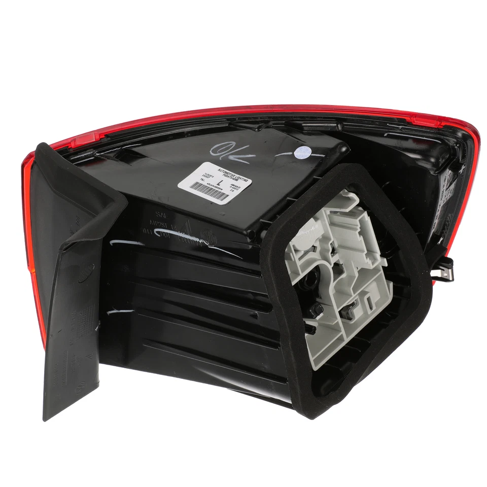 Conjunto de lámpara trasera exterior izquierda OEM NUEVO 2016-2018 VW Volkswagen Jetta 5C6945095M Foto 2 de 4