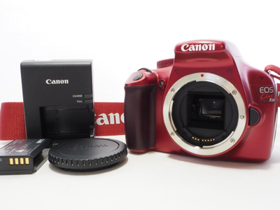 Canon EOS Kiss X50 Red DSLR Camera / EOS Rebel T3 + Battery 