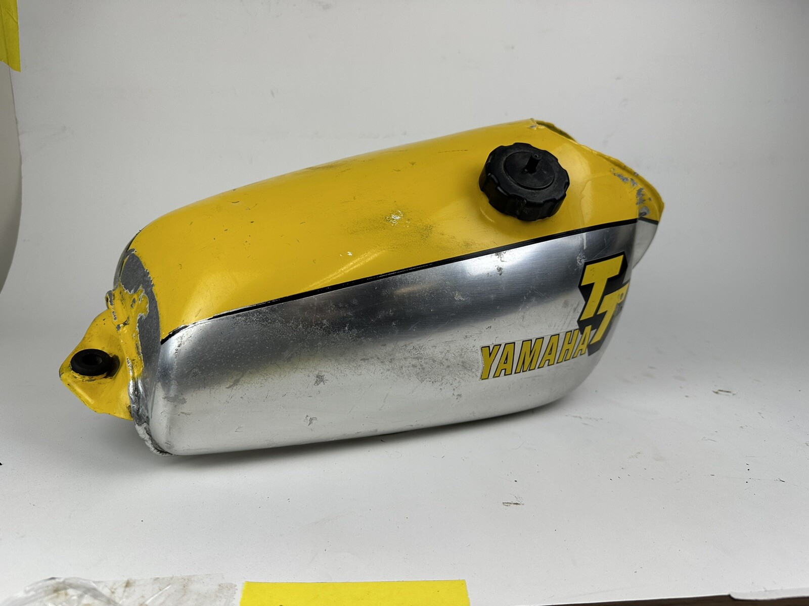 Yamaha XT500 TT500 Yellow Gas Fuel Tank XT 500 1979 1978 TT 500 Vintage
