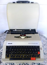 Olivetti Portable Manual Typewriter MS 25 Premier Plus with Carry Case thumbnail