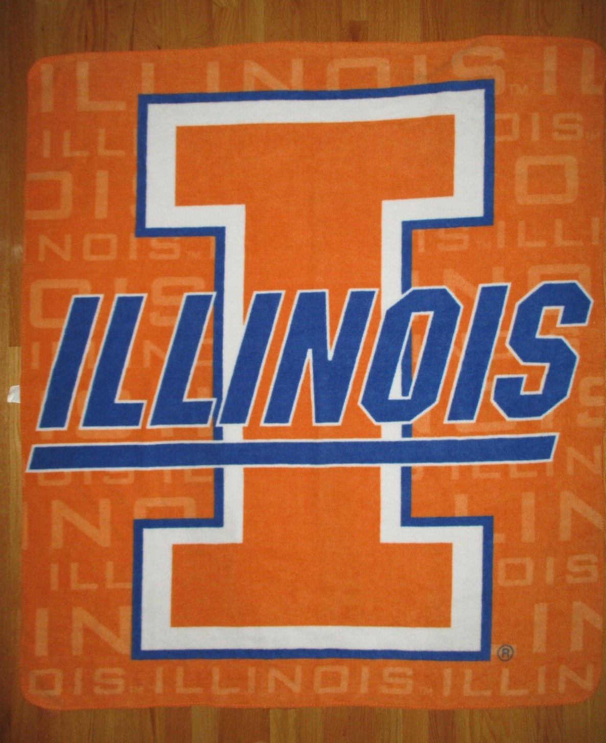Illini Rug UNIVERSITY of ILLINOIS FIGHTING ILLINI 54 in. x 60 in. Throw Rug | eBay