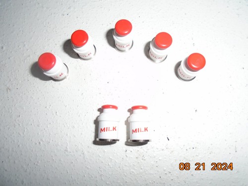 LIONEL PART 3662-70 WHITE MILK CAN WITH RED LETTERING YOU GET 7 PCS NOS! - Picture 3 of 4