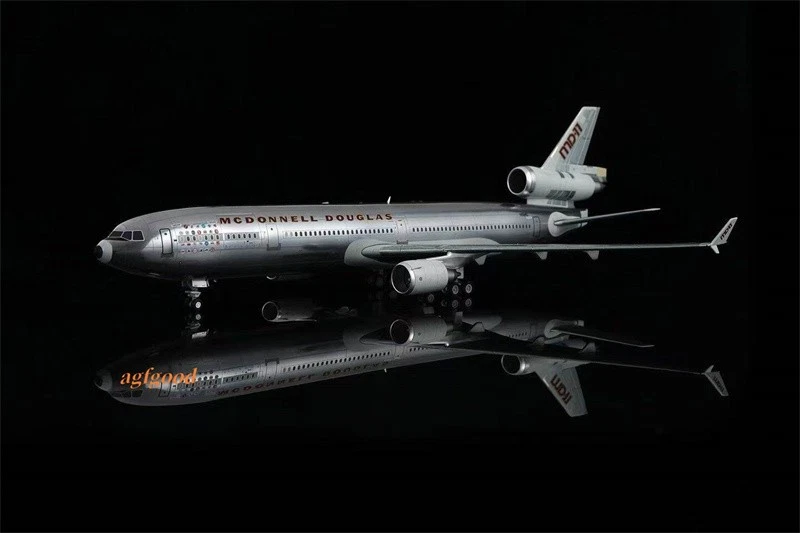週末限定価格！超激レア！ジェミニ200 American MD-11 1/200 UNBOXING and REVIEW!! Gemini Jets 1:200 American md-11 reg. N1764B