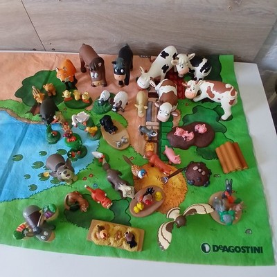 DeAgostini Meine kleinen Bauernhoftiere riesiges Restposten Konvolut & Spielmatte 38 Figuren