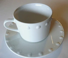 Oneida Casual Settings Pearls White 2 Sets of Cup With Saucers Replacements