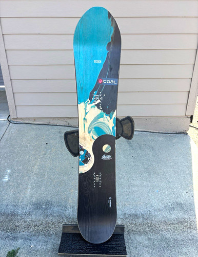 CAPiTA Navigator x COAL All-Mountain Snowboard 158cm Regular 2x4 Blue