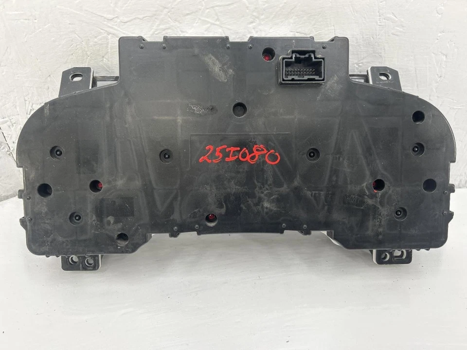 2007-2011 GMC Sierra 2500 Pickup Speedometer Cluster MPH US Market - Image 2 of 4