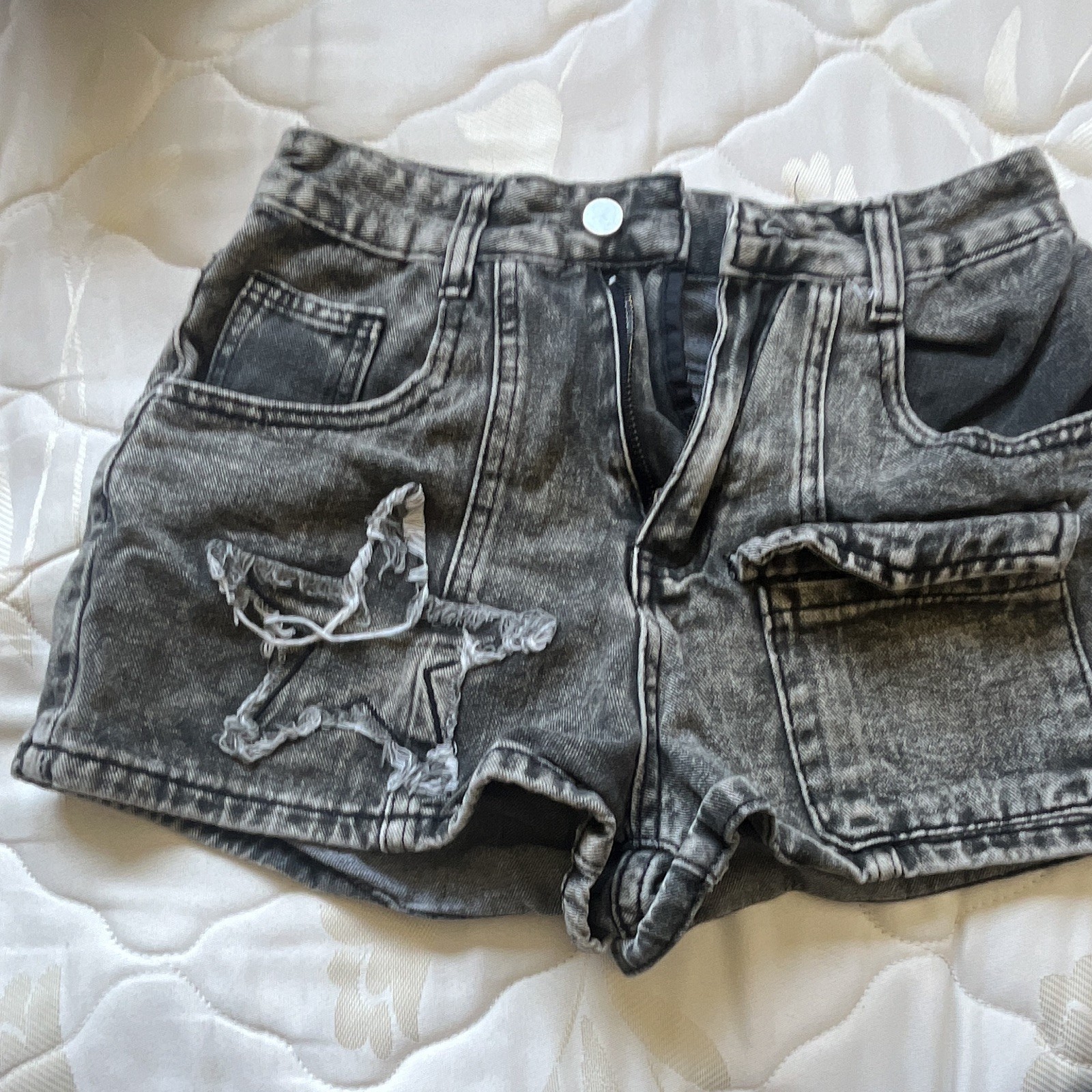 Women’s Gray Denim Distressed Cut Off Shorts Size S 5-Pocket Button Flat Front