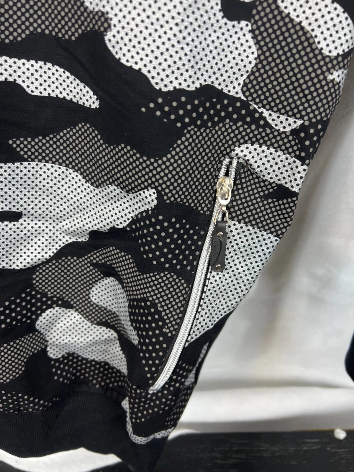 VETEMENTS Felpa con cappuccio Club JU Abbigliamento nera mimetica donna XXL tasche con cerniera nuova