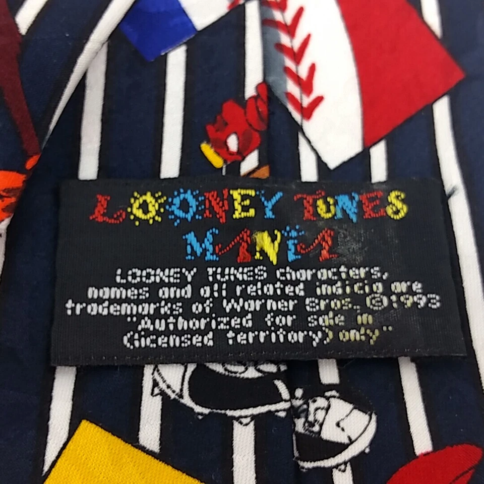 Corbata Looney Tunes Mania negra azul marino blanca a rayas con personajes y pelotas de béisbol Foto 3 de 4