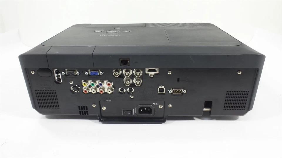 ViewSonic PJ1173 Large Venue Projetor - 5000 Lumens - Lamp Timer : 600 Hours - Image 3 of 4