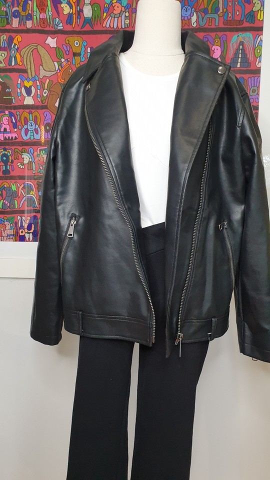 Jorge Size 12 Women's Black Faux Leather Zip Up Jacket, Collar, Pockets