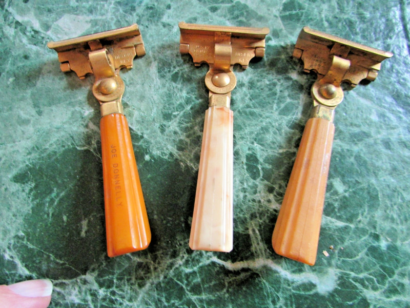Three Vintage - 1930s-1940s - Schick Injector Razor - Bakelite Handles       (C