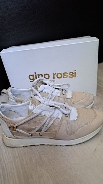 Men Gino Rossi Heels Beige Leather 39