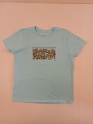 Hanes T-Shirt Women's M Comfort Soft ALASKA "We Otter Be Quilting" Aqua - Picture 2 of 6