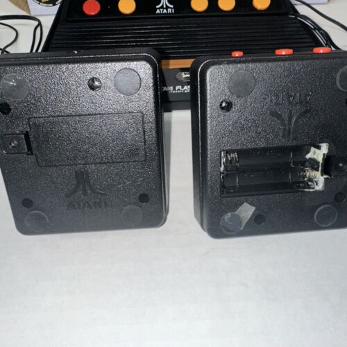 ATARI Flashback 4 Classic Video Game Console 76 Built-in Games w/ Millipede - Picture 12 of 16