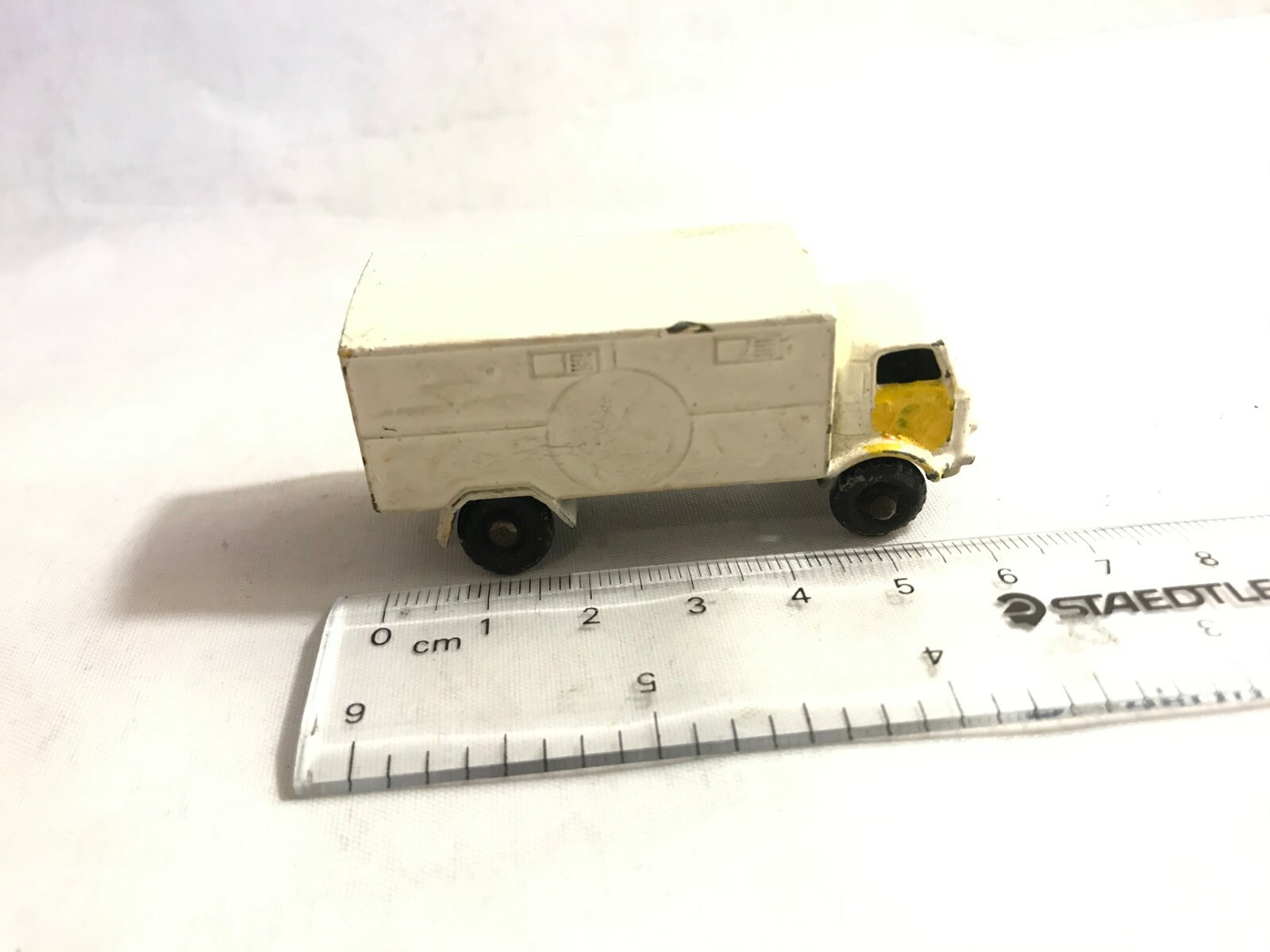 Picture 4 of 6