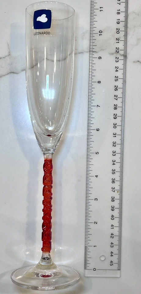 Juego de 6 flautas de champán Leonardo, cristal, tallo rojo esculpido Foto 3 de 4