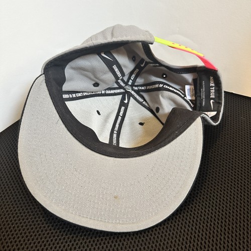 Seattle Mariners Nike True MLB Genuine Gray Neon Pink SnapBack Hat Cap - Picture 6 of 10