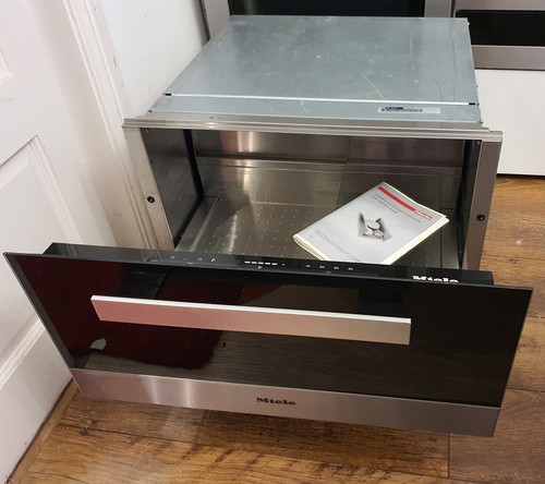 Miele ESW6229 Wärmeschublade| Plattenwärmer|Eingebaut|29cm hoch|Mit Garantie