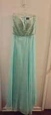 LaFemme Ladies Gown Dress Size 10 Mint Green pre-owned Prom Ball Homecoming