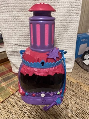 Just Play HOLOBRITE Pixie Lantern with Wren Doll, Games & More! Excellent