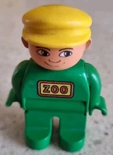 LEGO DUPLO ZOOKEEPER GREEN YELLOW HAT VINTAGE 2661 2662 2664