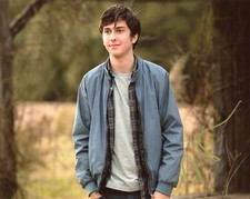 Nat Wolff "Paper Towns" AUTOGRAPH Signed 8x10 Photo C