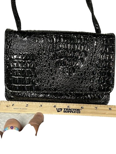 Women's Yellow Crocodile Embossed Faux Leather Rectangle Clutch