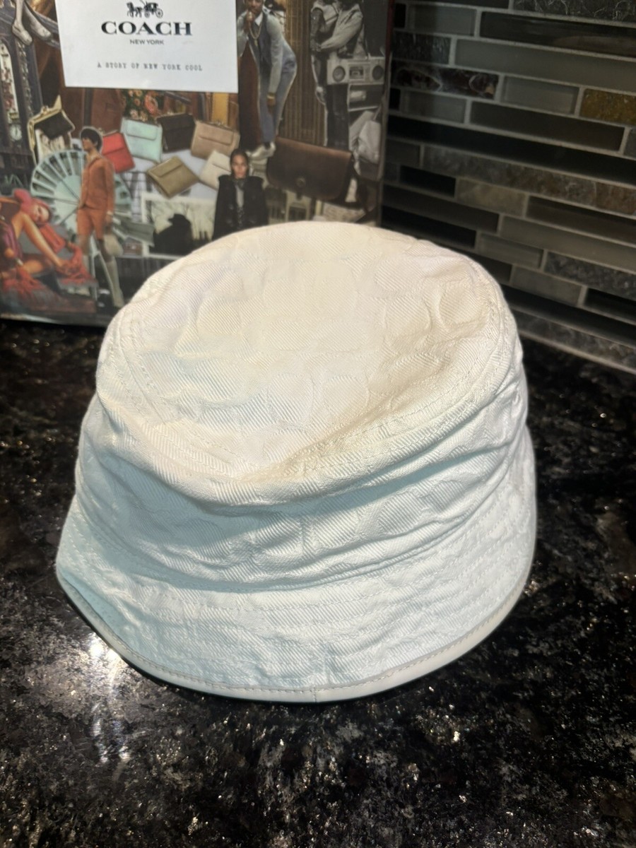 【アメリカ購入】コーチ　バケットハット帽子白シグネチャー　レディース　C9716 NEW Coach Signature Jacquard Bucket Hat Cotton White C9716