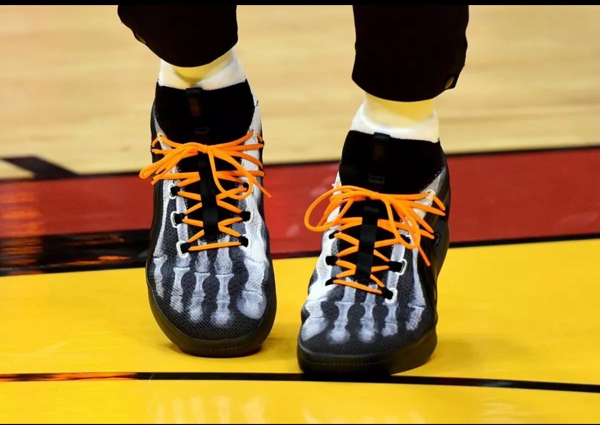 シューズ(男性用) puma atmos clyde court Puma CLYDE COURT X-Ray Skeleton Halloween Black Orange Air