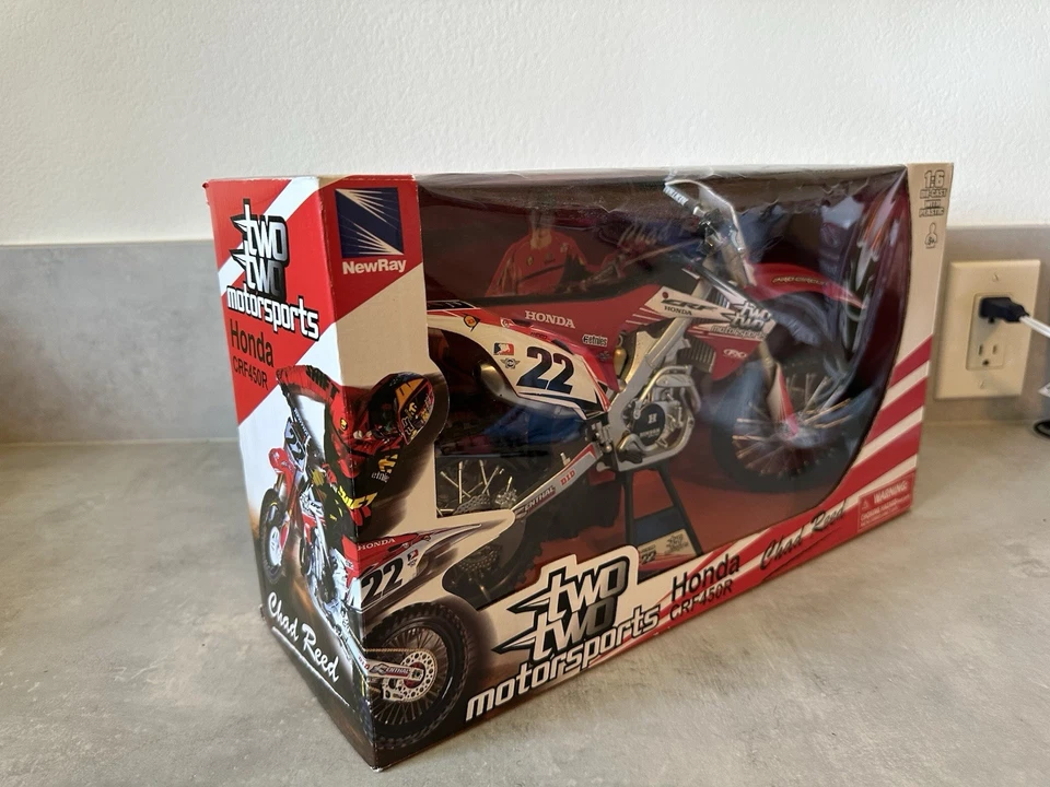 Chad Reed #22 1:6 Scale Die-Cast Dirt Bike Toy Honda 2012 Motocross MX Rare New - Image 3 of 4