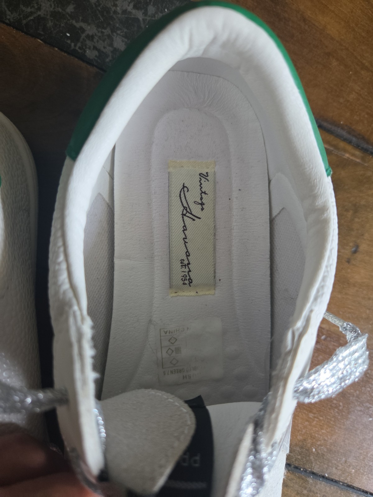 Vintage Havana Women Star Sneakers 7.5 White Green Silver Glitter Suede Low Top image 6