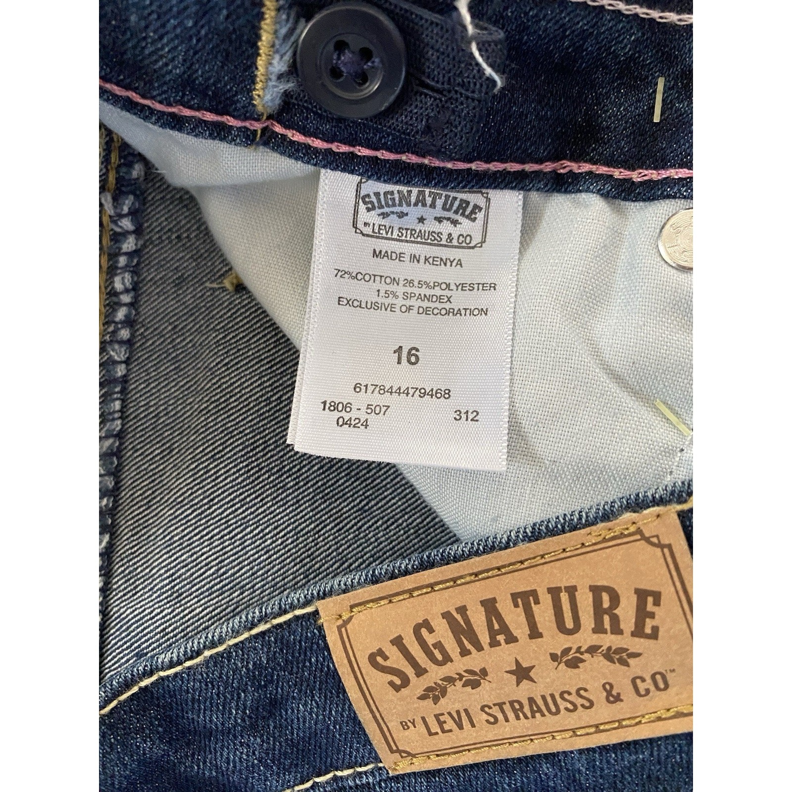 Levis Signature NWT Youth Sz 16 Distressed Whiskering Blue Denim Adj Waist Flare thumbnail 5