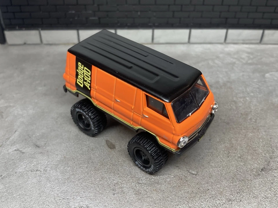 Dodge A100 1967 furgoneta elevada camión 4x4 1/64 diecast personalizado todo terreno máquinas M2 Foto 2 de 4