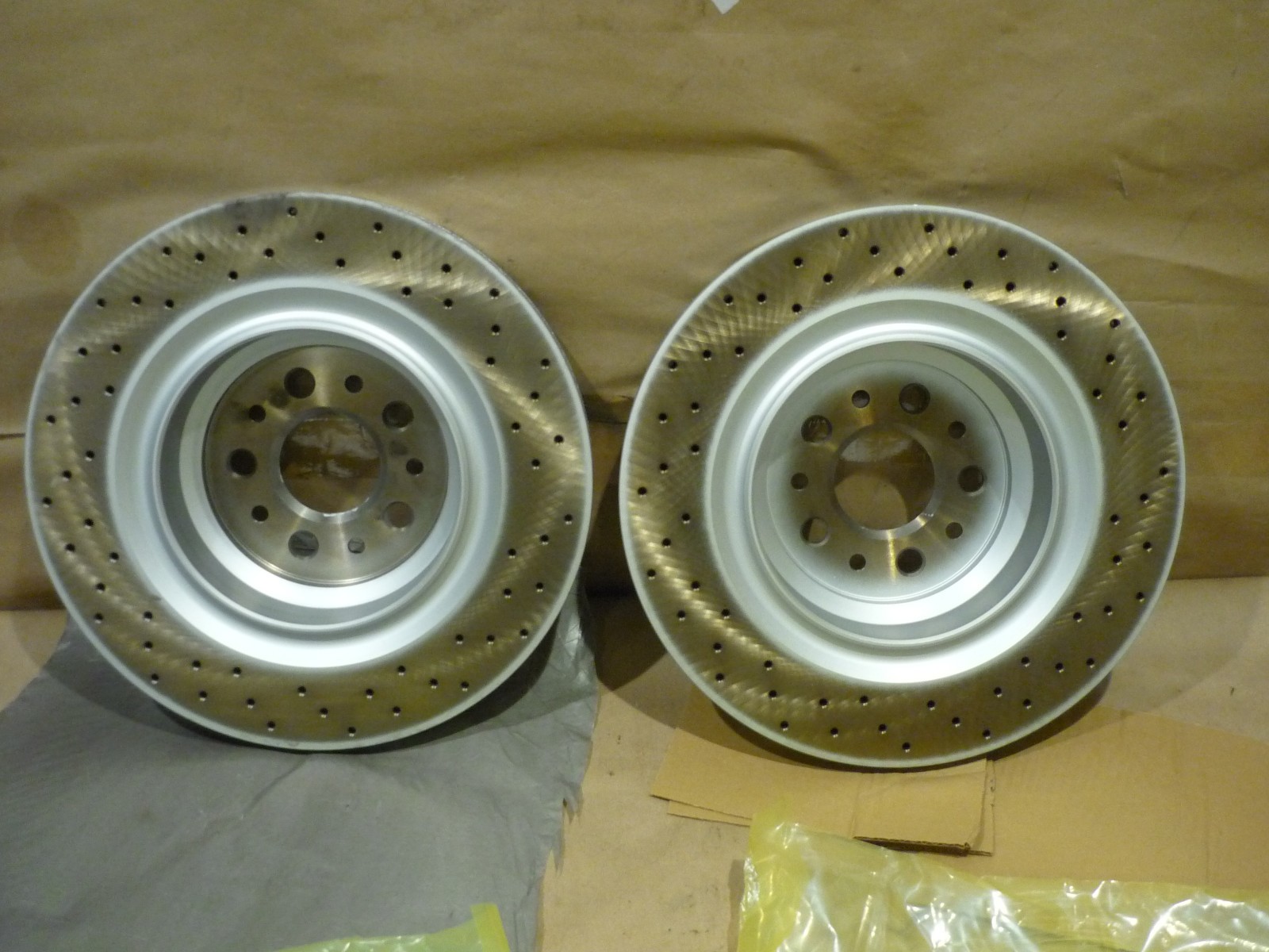Maserati Ghibli, Quattroporte -Rear Brake Disc Set (NEW-OEM) P/N 670031597
