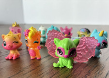 Hatchimals Colleggtibles Mini Figures Lot Of 16 Mixed Lot