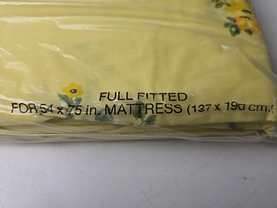 Vtg 1979 Utica Limoges Yellow Full Fitted & Flat Sheets, Two King Pillowcases - Image 4 of 4